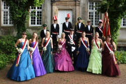 Hofstaat johannes 2014.jpg