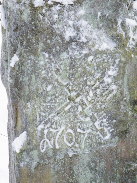 Datei:Oma-Menhir in Kleinenberg 2009 c.JPG