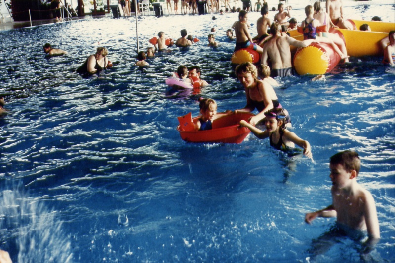 Datei:Hallenbad Willebadessen 02.jpg