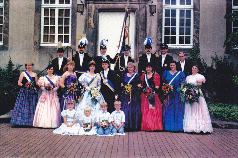 Datei:Hofstaat-sebastian-1994.jpg