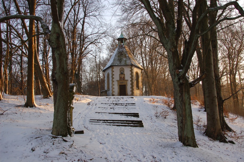 Datei:Willebadessen-Winter-Vituskapelle.jpg