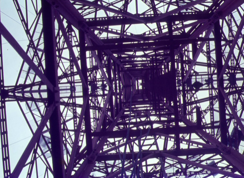 Datei:Fernsehturm im Bau 2.JPG