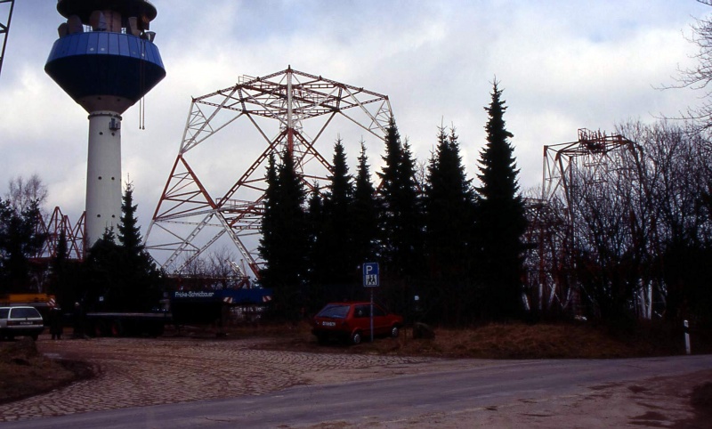Datei:Abriss alter Fernsehturm Willebadessen 024.JPG