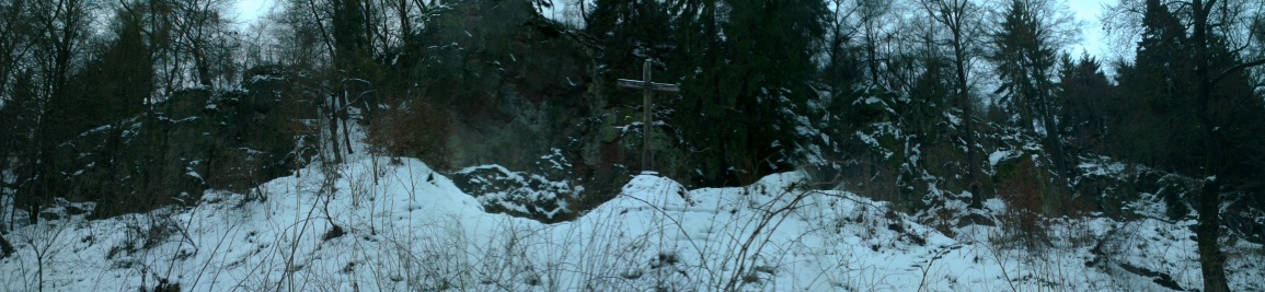 Ehrenmal Eggekreuz.jpg