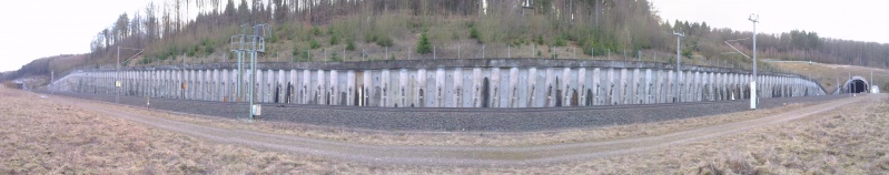 Datei:Eggetunnel Panorama.jpg